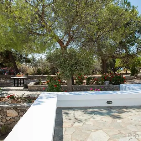 Studio Gerani 2 Porto Heli Exterior photo